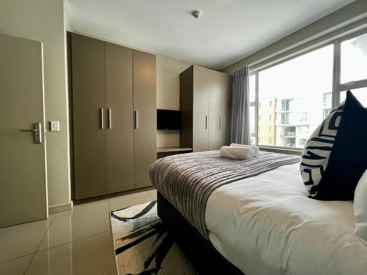 The Tyrwhitt Rosebank Apartments (Adults Only) Johannesburg Exterior foto